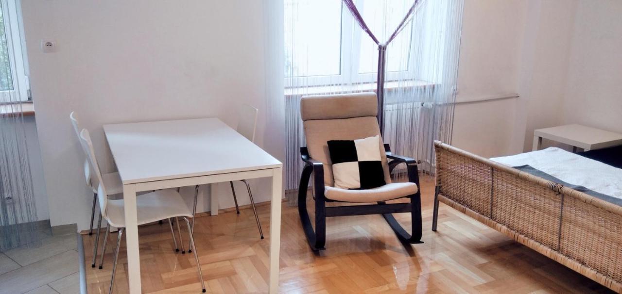 Apartament Hallera Square Warsaw 27M2 Esterno foto